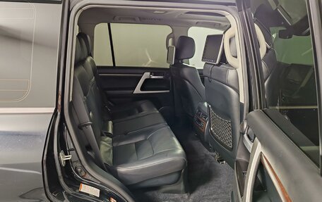 Toyota Land Cruiser 200, 2018 год, 7 150 000 рублей, 27 фотография