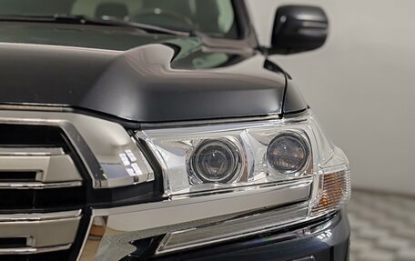 Toyota Land Cruiser 200, 2018 год, 7 150 000 рублей, 31 фотография