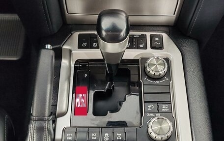 Toyota Land Cruiser 200, 2018 год, 7 150 000 рублей, 28 фотография