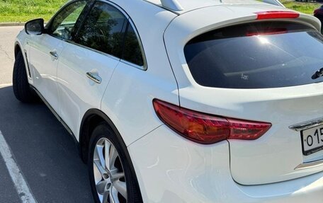 Infiniti FX II, 2013 год, 2 350 000 рублей, 10 фотография