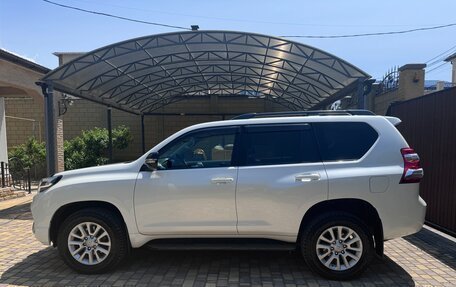 Toyota Land Cruiser Prado 150 рестайлинг 2, 2016 год, 4 000 000 рублей, 7 фотография