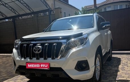 Toyota Land Cruiser Prado 150 рестайлинг 2, 2016 год, 4 000 000 рублей, 3 фотография