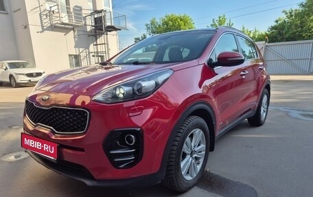KIA Sportage IV рестайлинг, 2017 год, 1 750 000 рублей, 2 фотография