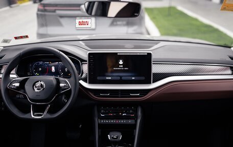 Skoda Kodiaq I, 2024 год, 3 800 000 рублей, 34 фотография
