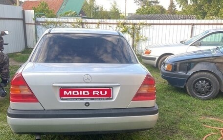 Mercedes-Benz C-Класс, 1997 год, 390 000 рублей, 4 фотография