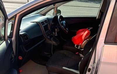 Toyota Ractis II, 2011 год, 825 000 рублей, 1 фотография