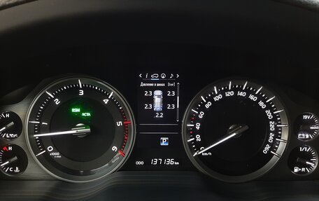 Toyota Land Cruiser 200, 2016 год, 5 350 000 рублей, 8 фотография