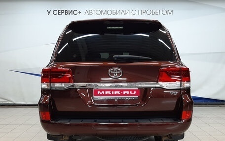 Toyota Land Cruiser 200, 2016 год, 5 350 000 рублей, 4 фотография