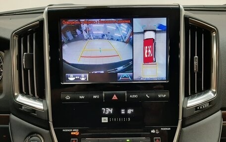 Toyota Land Cruiser 200, 2016 год, 5 350 000 рублей, 16 фотография