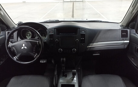 Mitsubishi Pajero IV, 2011 год, 1 949 000 рублей, 18 фотография