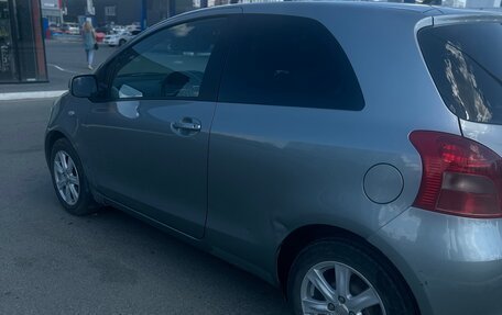 Toyota Yaris III рестайлинг, 2008 год, 690 000 рублей, 6 фотография