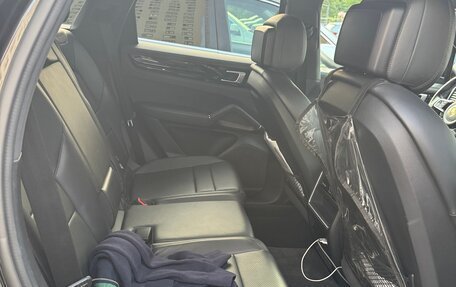 Porsche Cayenne III, 2018 год, 6 100 000 рублей, 12 фотография