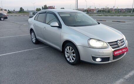 Volkswagen Jetta VI, 2010 год, 415 000 рублей, 3 фотография