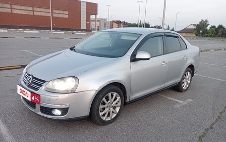 Volkswagen Jetta VI, 2010 год, 415 000 рублей, 2 фотография