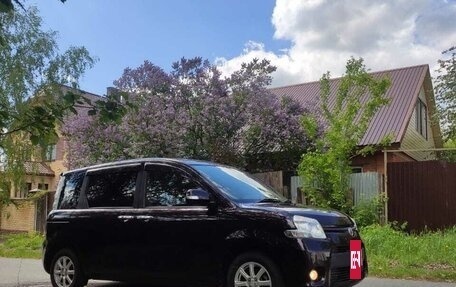 Toyota Sienta I, 2013 год, 1 100 000 рублей, 3 фотография