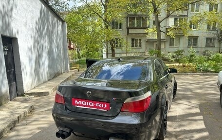BMW 5 серия, 2005 год, 965 000 рублей, 9 фотография