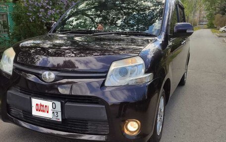 Toyota Sienta I, 2013 год, 1 100 000 рублей, 5 фотография