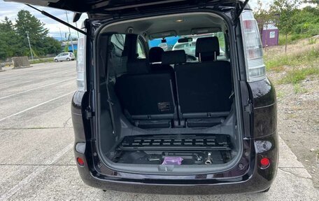 Toyota Sienta I, 2013 год, 1 100 000 рублей, 6 фотография