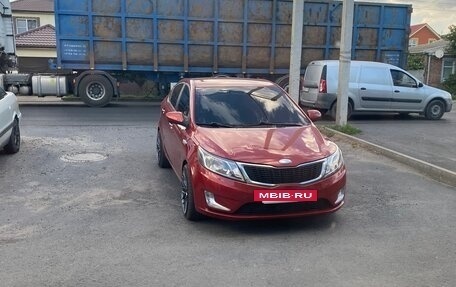 KIA Rio III рестайлинг, 2013 год, 1 150 000 рублей, 2 фотография