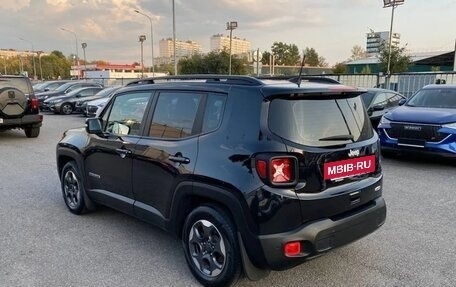 Jeep Renegade I рестайлинг, 2018 год, 1 650 000 рублей, 2 фотография