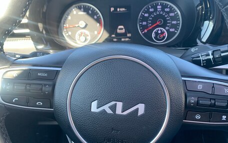 KIA K5, 2022 год, 2 800 000 рублей, 18 фотография