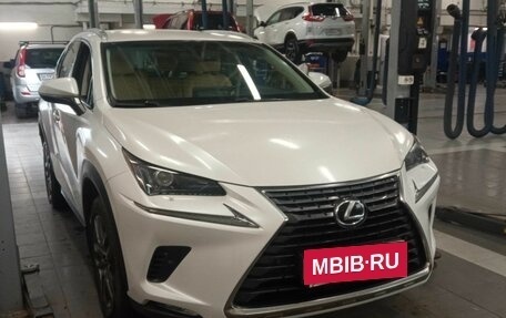 Lexus NX I, 2017 год, 3 330 000 рублей, 2 фотография