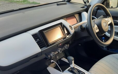 Honda Fit, 2020 год, 1 700 000 рублей, 10 фотография