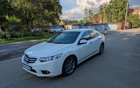 Honda Accord VIII рестайлинг, 2011 год, 1 600 000 рублей, 2 фотография