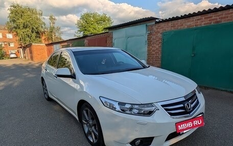 Honda Accord VIII рестайлинг, 2011 год, 1 600 000 рублей, 5 фотография