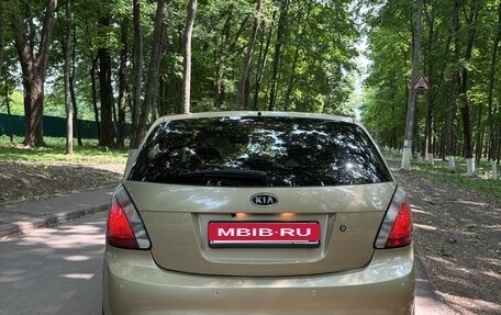 KIA Rio II, 2011 год, 690 000 рублей, 3 фотография