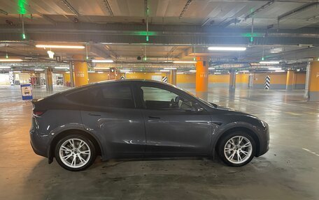 Tesla Model Y I, 2021 год, 4 300 000 рублей, 8 фотография