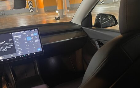 Tesla Model Y I, 2021 год, 4 300 000 рублей, 14 фотография