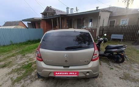 Renault Logan I, 2010 год, 450 000 рублей, 10 фотография