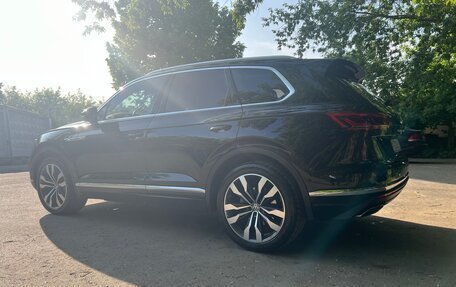 Volkswagen Touareg III, 2020 год, 5 800 000 рублей, 9 фотография