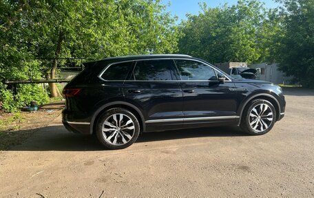 Volkswagen Touareg III, 2020 год, 5 800 000 рублей, 7 фотография