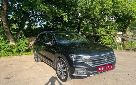 Volkswagen Touareg III, 2020 год, 5 800 000 рублей, 5 фотография