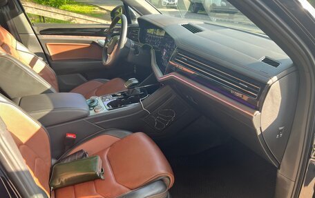 Volkswagen Touareg III, 2020 год, 5 800 000 рублей, 19 фотография
