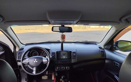 Mitsubishi Outlander III рестайлинг 3, 2012 год, 1 285 000 рублей, 6 фотография