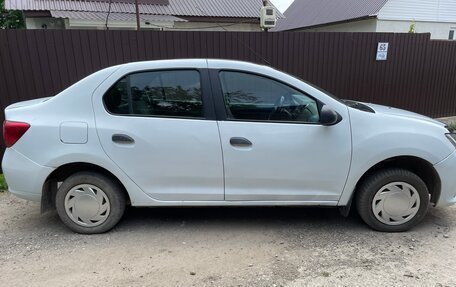 Renault Logan II, 2015 год, 460 000 рублей, 3 фотография