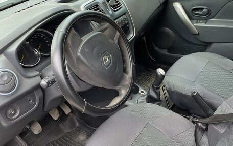Renault Logan II, 2015 год, 460 000 рублей, 8 фотография