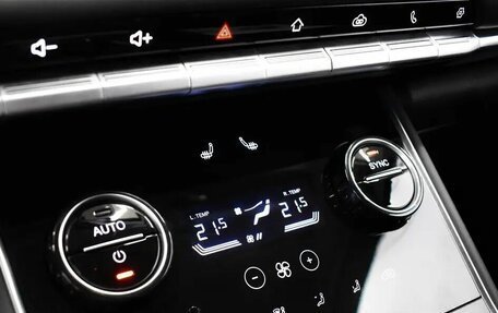 Chery Tiggo 8 I, 2022 год, 1 590 000 рублей, 8 фотография