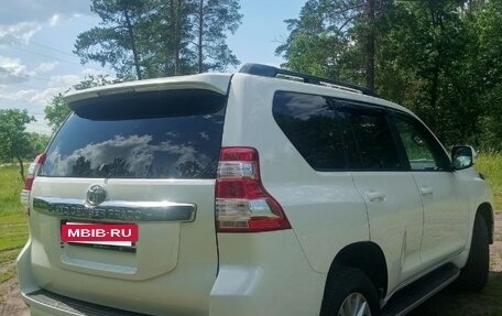 Toyota Land Cruiser Prado 150 рестайлинг 2, 2016 год, 3 900 000 рублей, 4 фотография