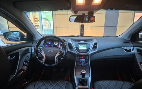 Hyundai Elantra V, 2015 год, 1 300 000 рублей, 5 фотография