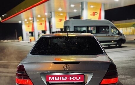 Mercedes-Benz E-Класс, 2002 год, 680 000 рублей, 7 фотография