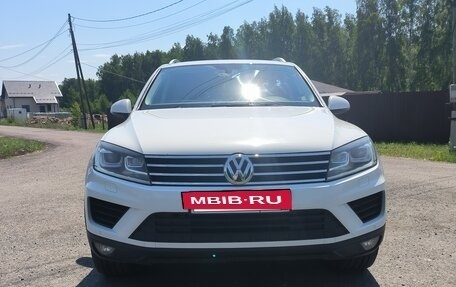 Volkswagen Touareg III, 2015 год, 3 300 000 рублей, 2 фотография