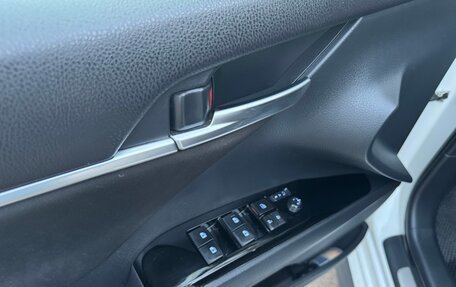 Toyota Camry, 2021 год, 2 800 000 рублей, 12 фотография