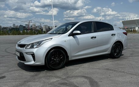 KIA Rio IV, 2019 год, 1 800 000 рублей, 3 фотография