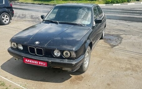 BMW 5 серия, 1990 год, 250 000 рублей, 1 фотография