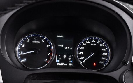 Mitsubishi Outlander III рестайлинг 3, 2015 год, 1 419 000 рублей, 16 фотография
