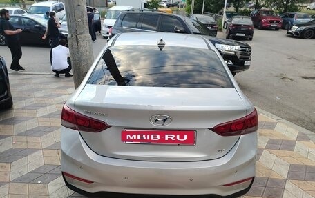 Hyundai Solaris II рестайлинг, 2017 год, 1 300 000 рублей, 4 фотография